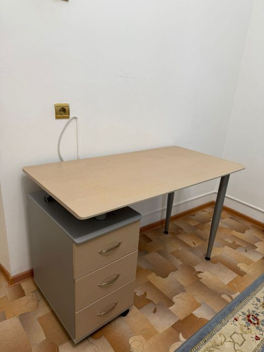 Стол для офиса стол