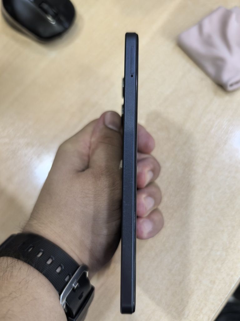 Realme 10 – 8GB RAM / 128GB ROM