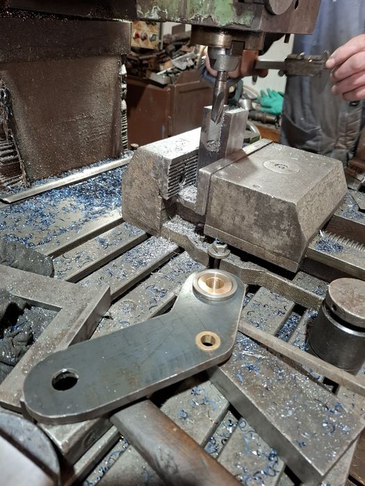 Axe bucsi pinioane piese de strung freza sudura co2ArgonReconditionare