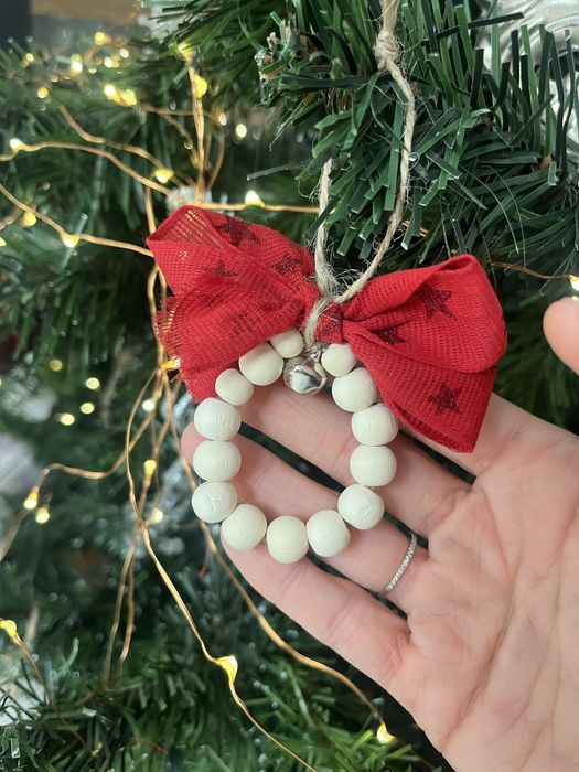 Ръчно правени дървени венчета за елха