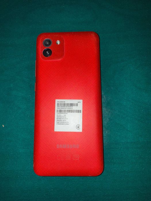 Samsung AO3 телефон