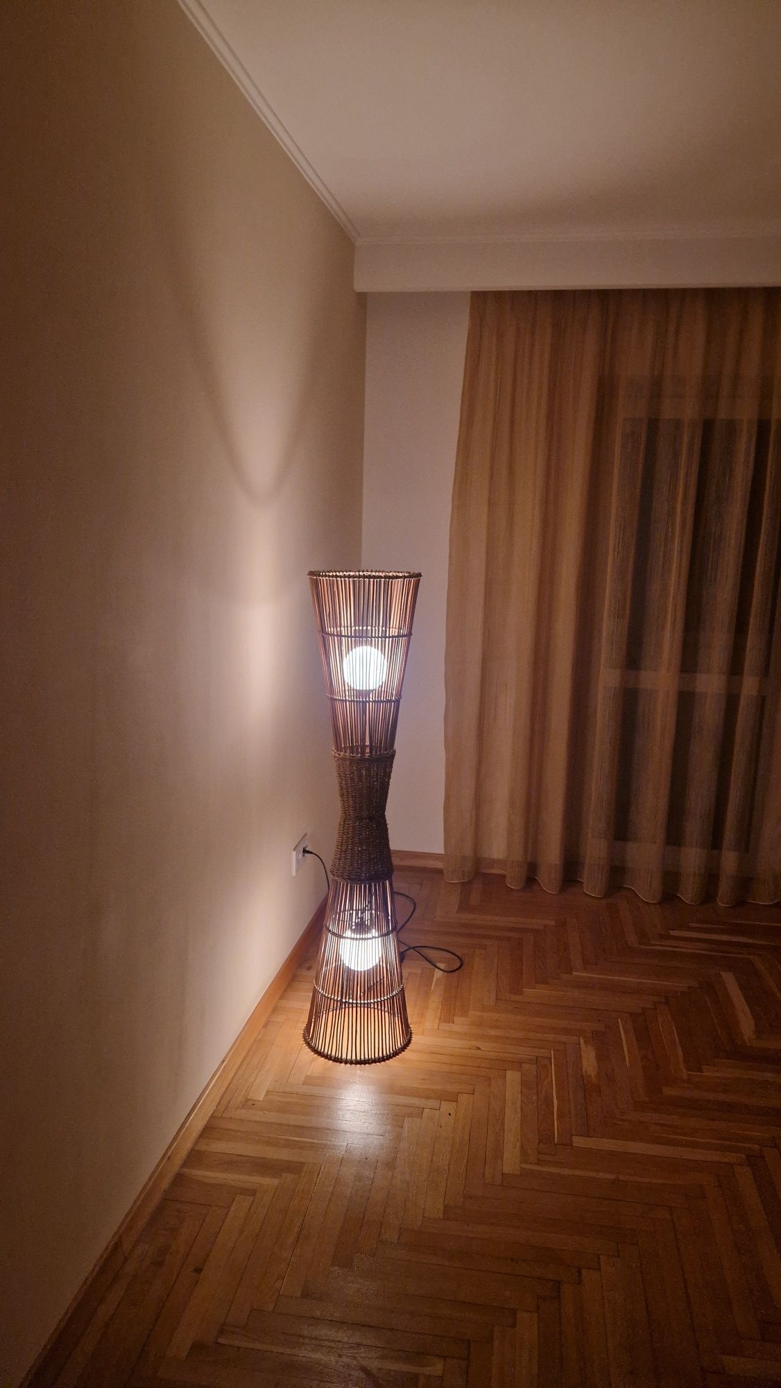 Lampa de podea living