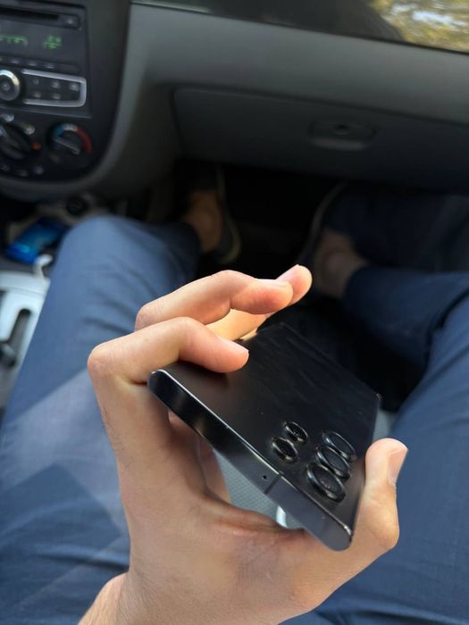Samsung s22ultra 256