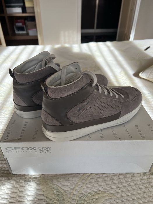 Високи сникърси Geox