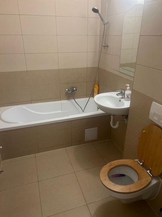 Cazare în regim hotelier ap. 1-3 cam. Coresi/Avantgarden/Bartolomeu