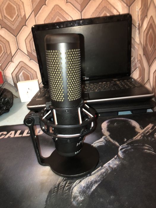 Продам микрофон HYPERX
