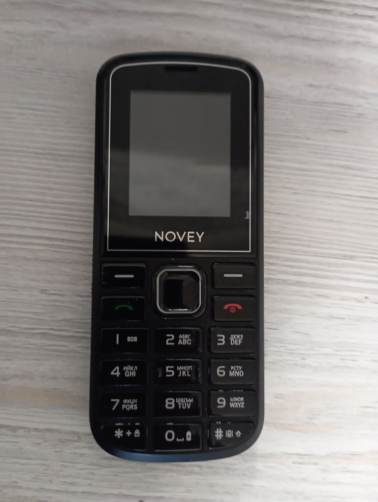 Novey 102  nokia