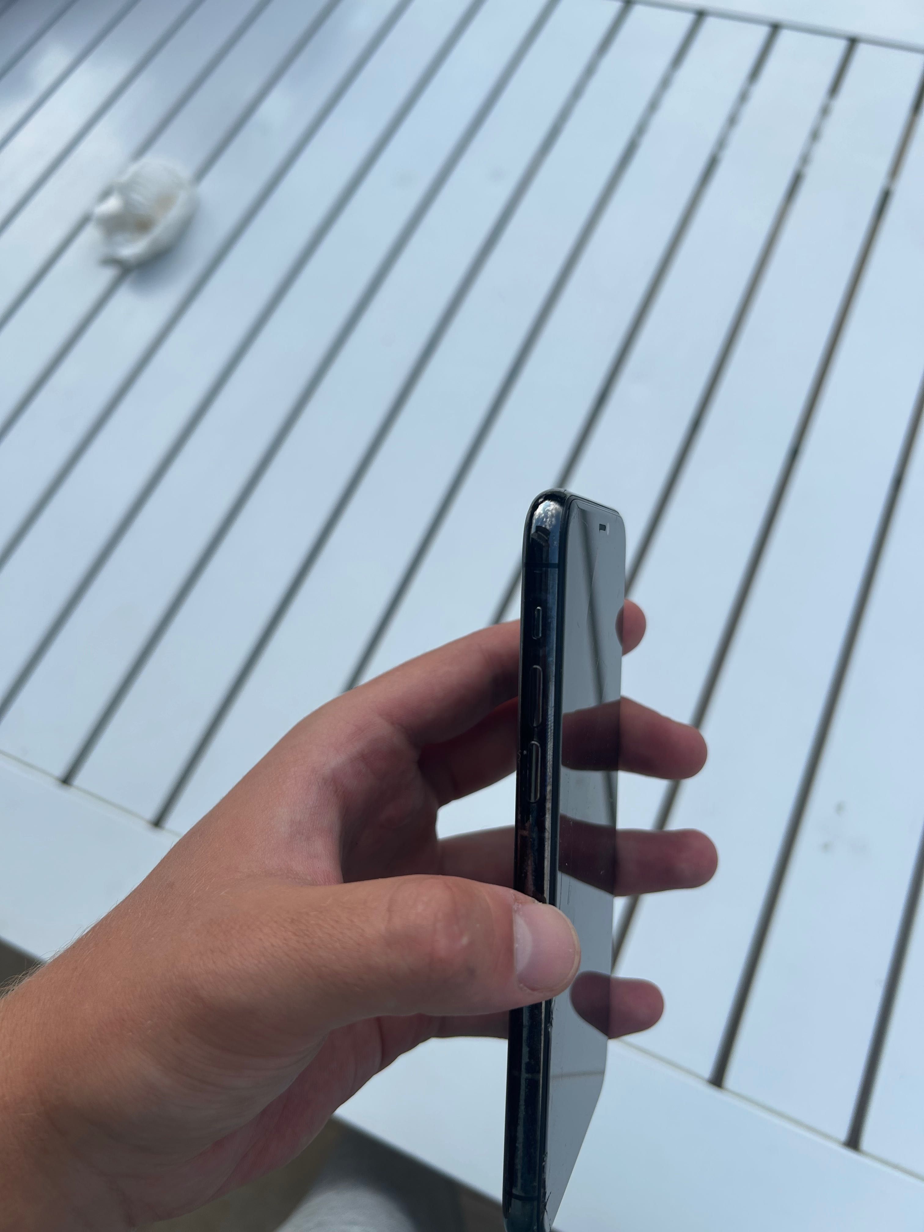iPhone 11 pro 64gb