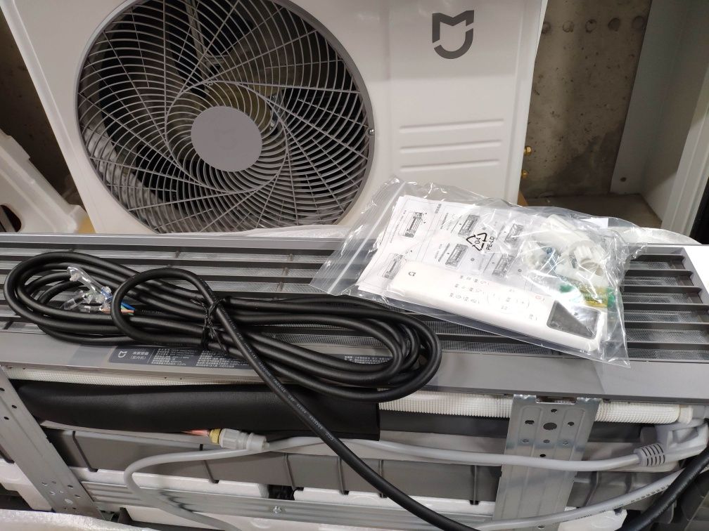 Чисто нов климатик Xiaomi  Natural Wind Pro Series 35GW-OA42/M1A1 (G)