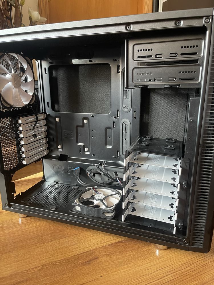 Fractal Design Define R5 кутия