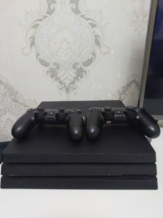 Playstation 4 pro sotiladi
