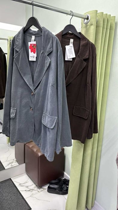 Продам женский пиджак шоколадного цвета