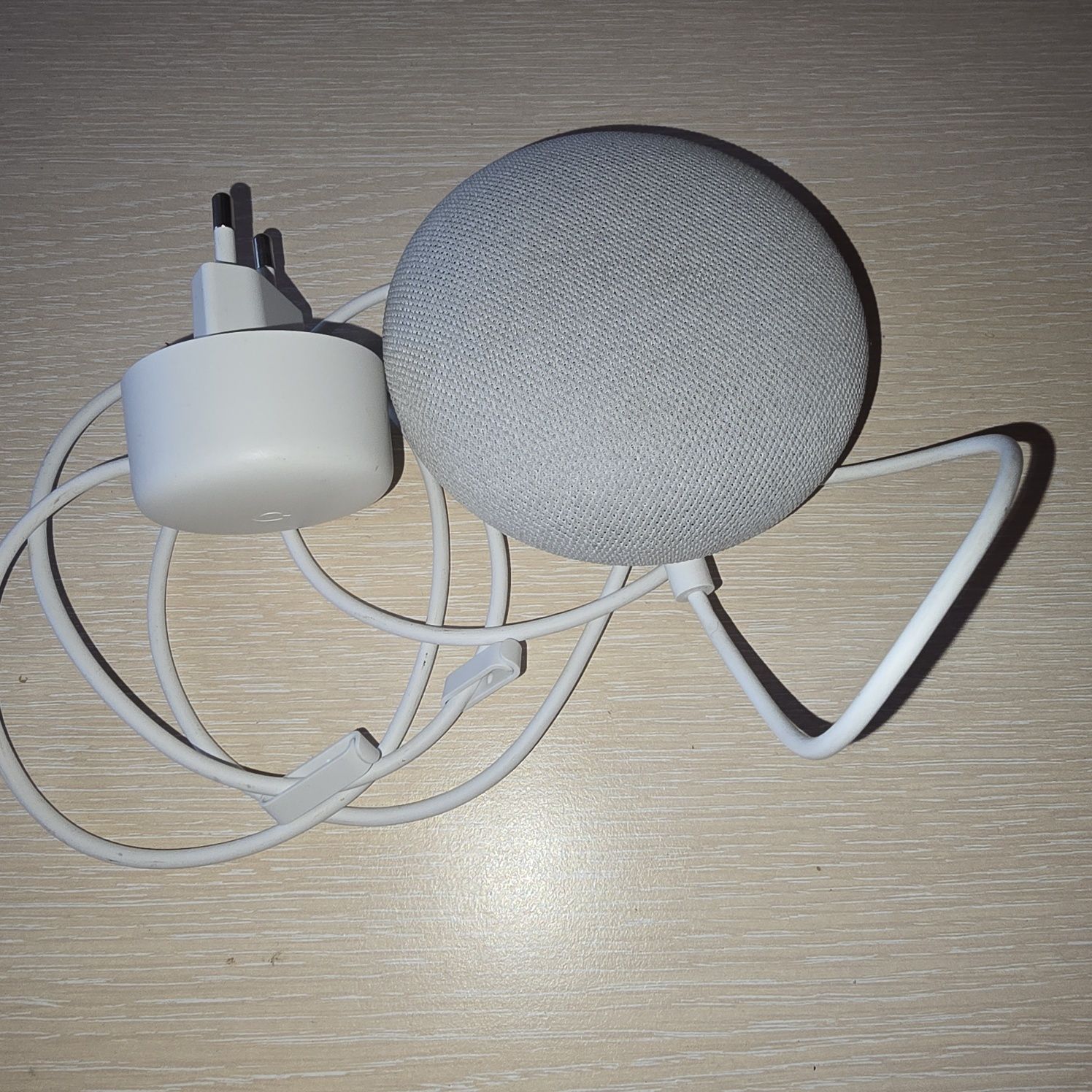 Google Home mini отличен