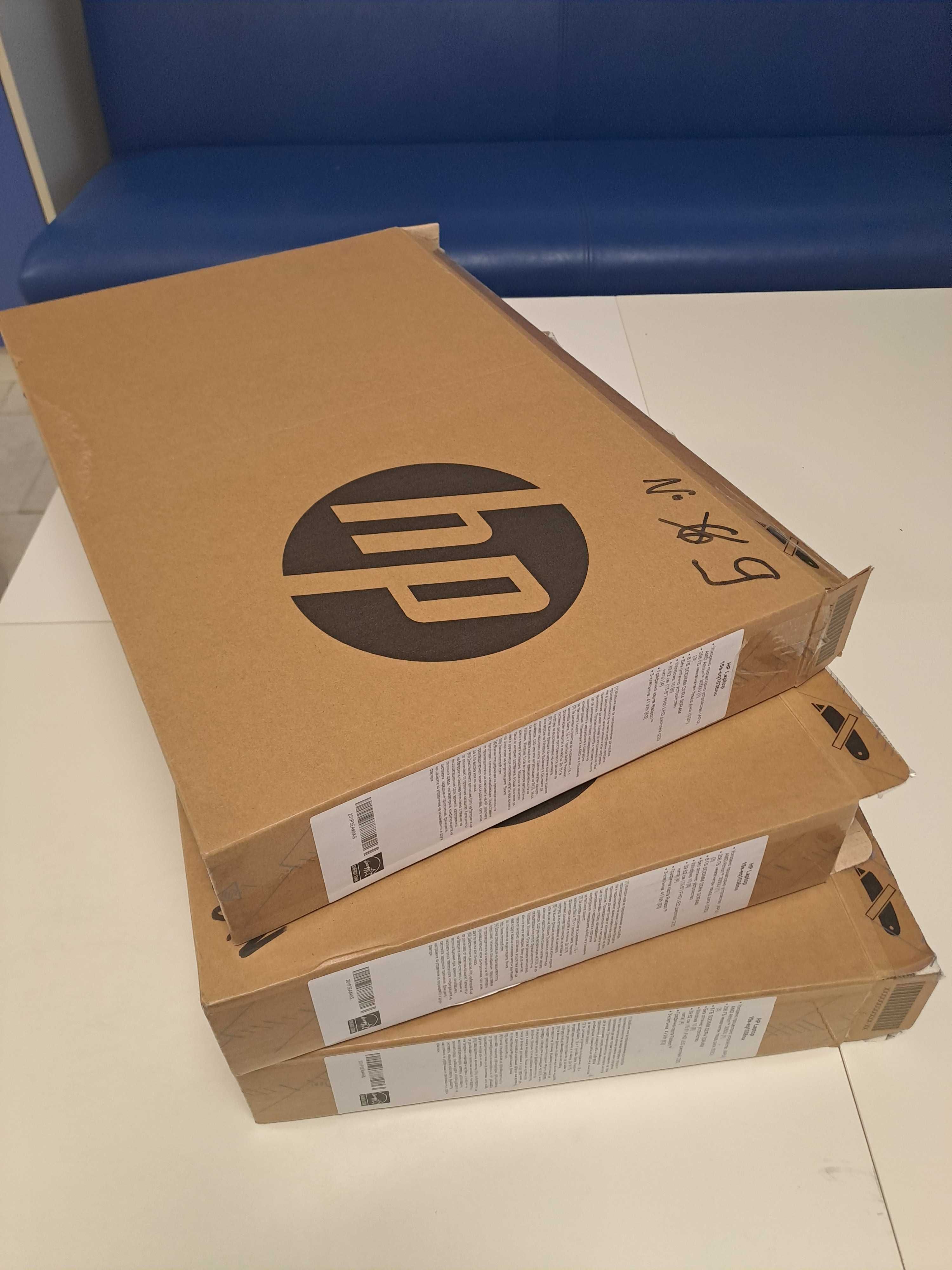 Продава се HP Laptop 15s-eq1036nu + зарядно устройство, като НОВ