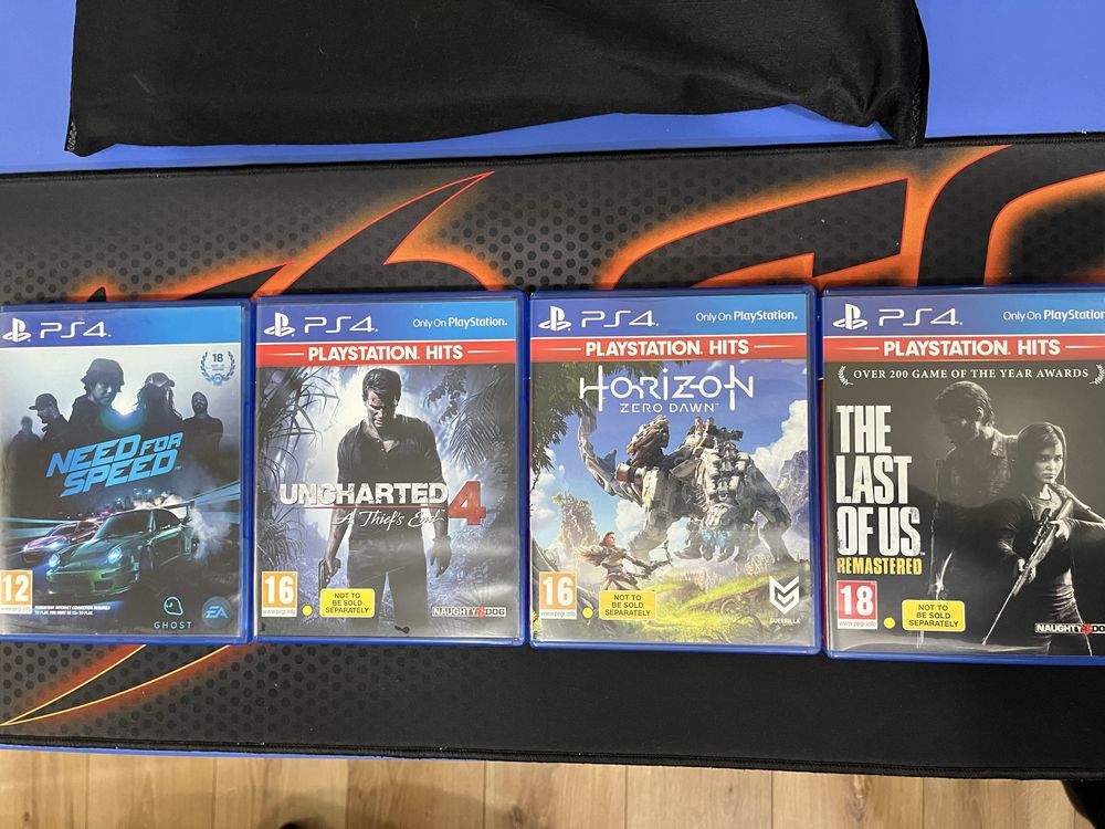 Продавам PlayStation4 Slim 1TB + 1 джойстик + 4 игри