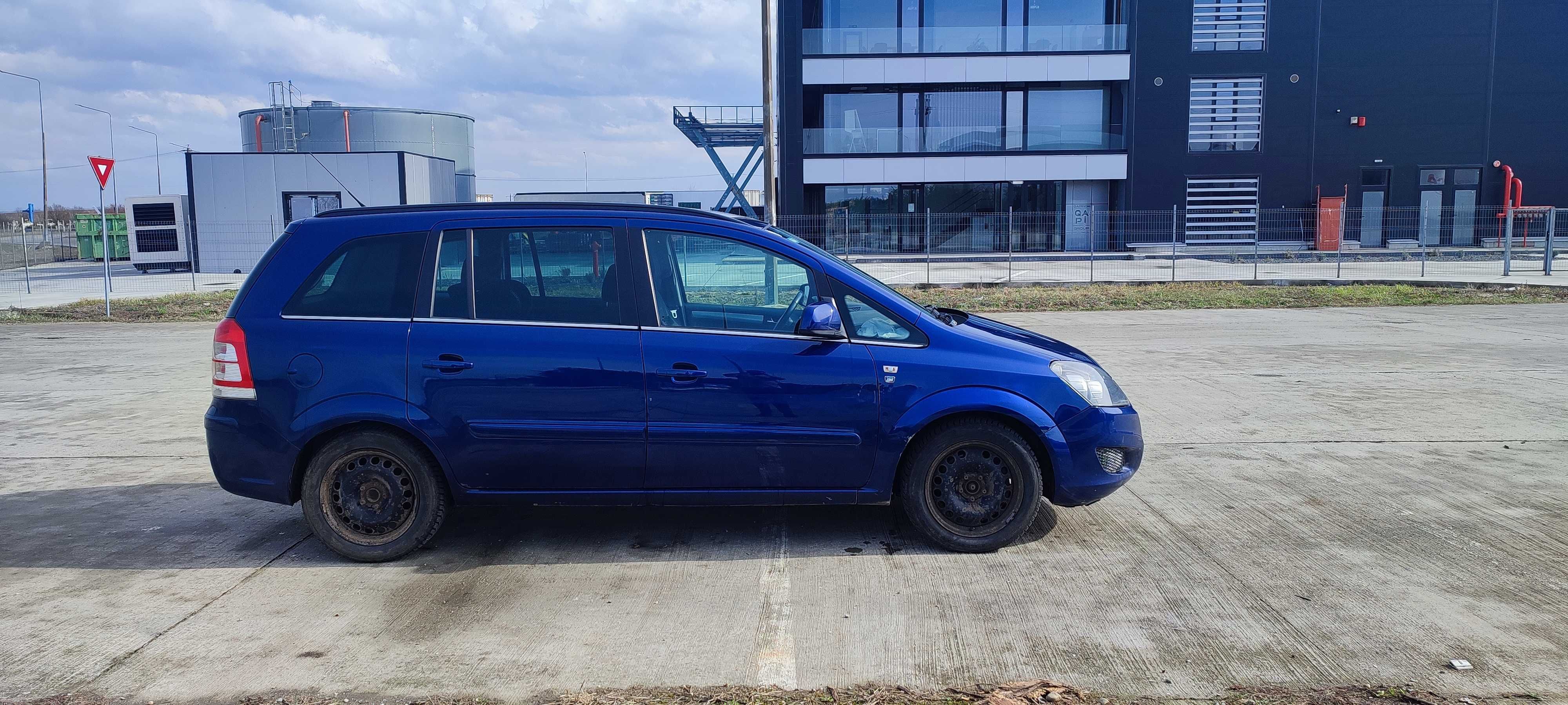 Opel Zafira b 2010