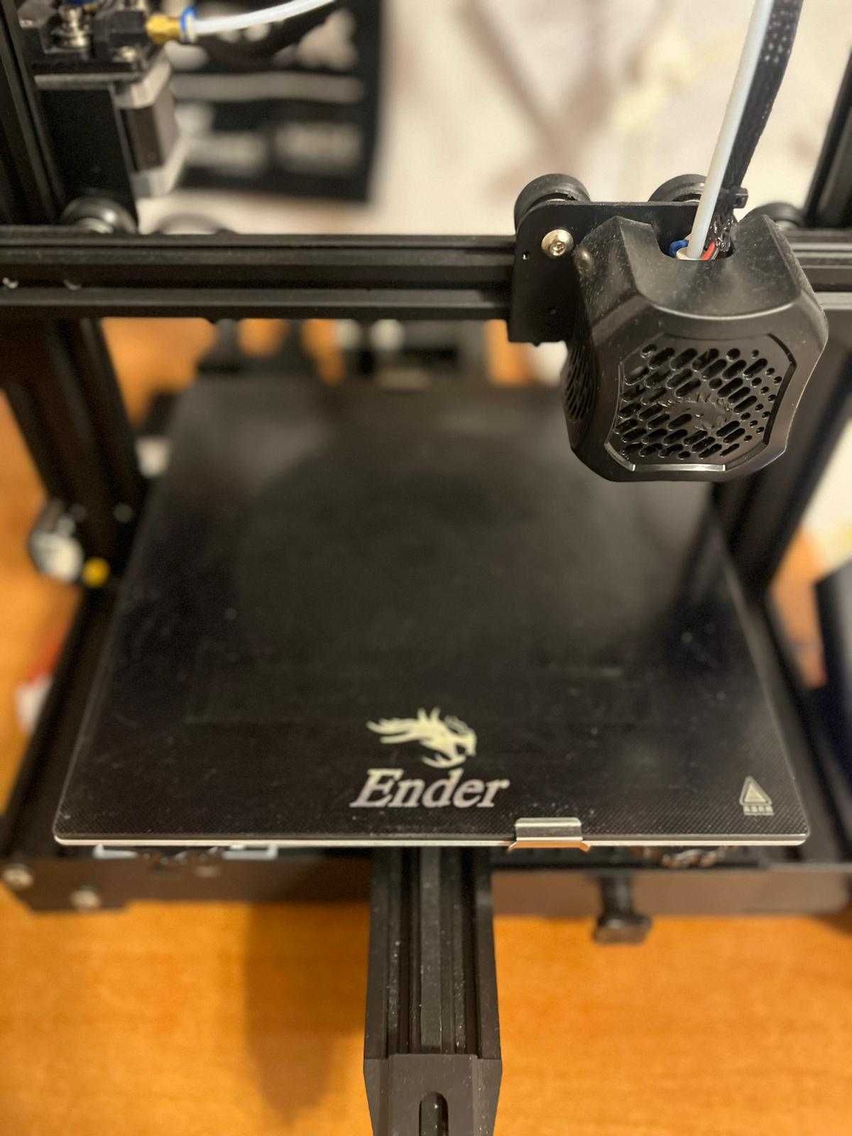 Imprimanta 3D Ender 3v2