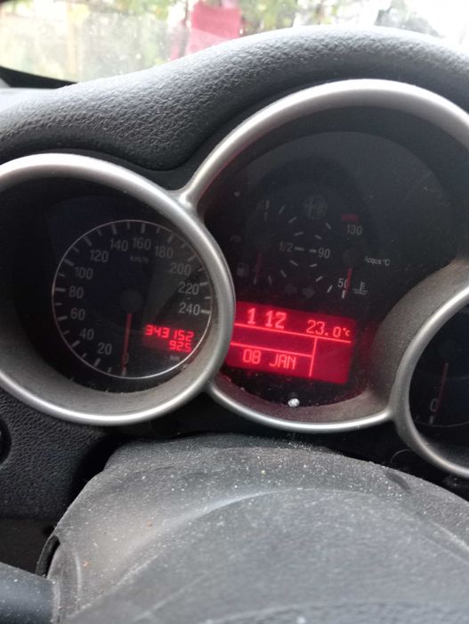 Vand masina alfa Romeo