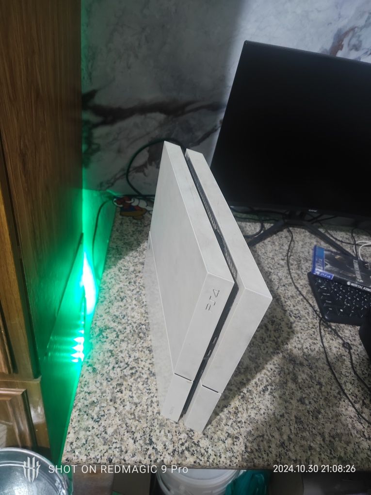 Sony PlayStation 4