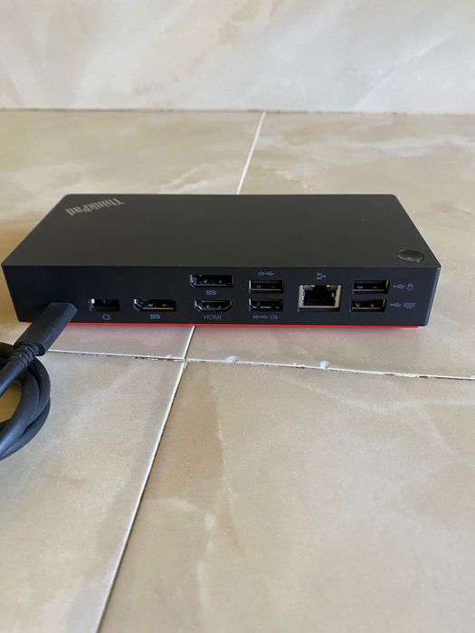 Docking station Lenovo ThinkPad 
USB-C Gen 2