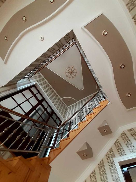 Uy sotiladi Salamatinada joylashgan