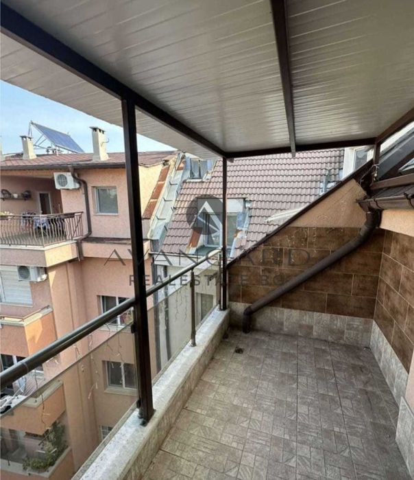 Продава се Тристаен апартамент в Пловдив, Център - 200 кв.м за 1173 €/кв.м - Снимка #13