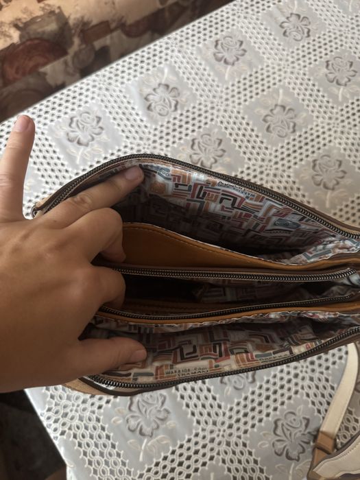 Оригинална чанта на Анеке