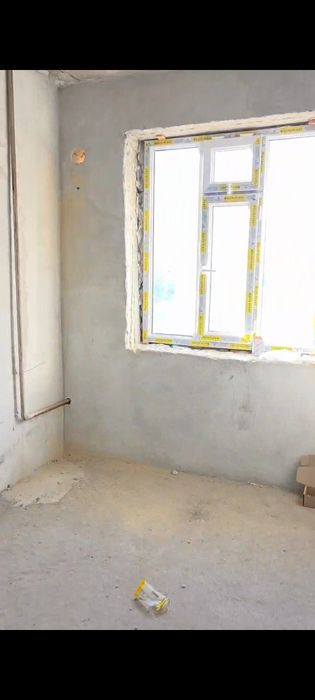 1 xonali kvartira sotiladi