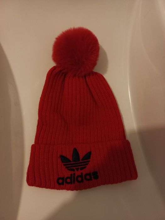 Căciuli Adidias, Nike, Moncler