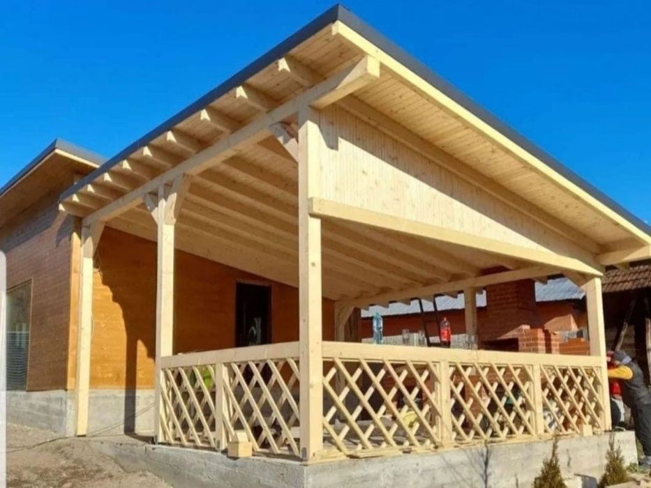 Vând foișoare din lemn