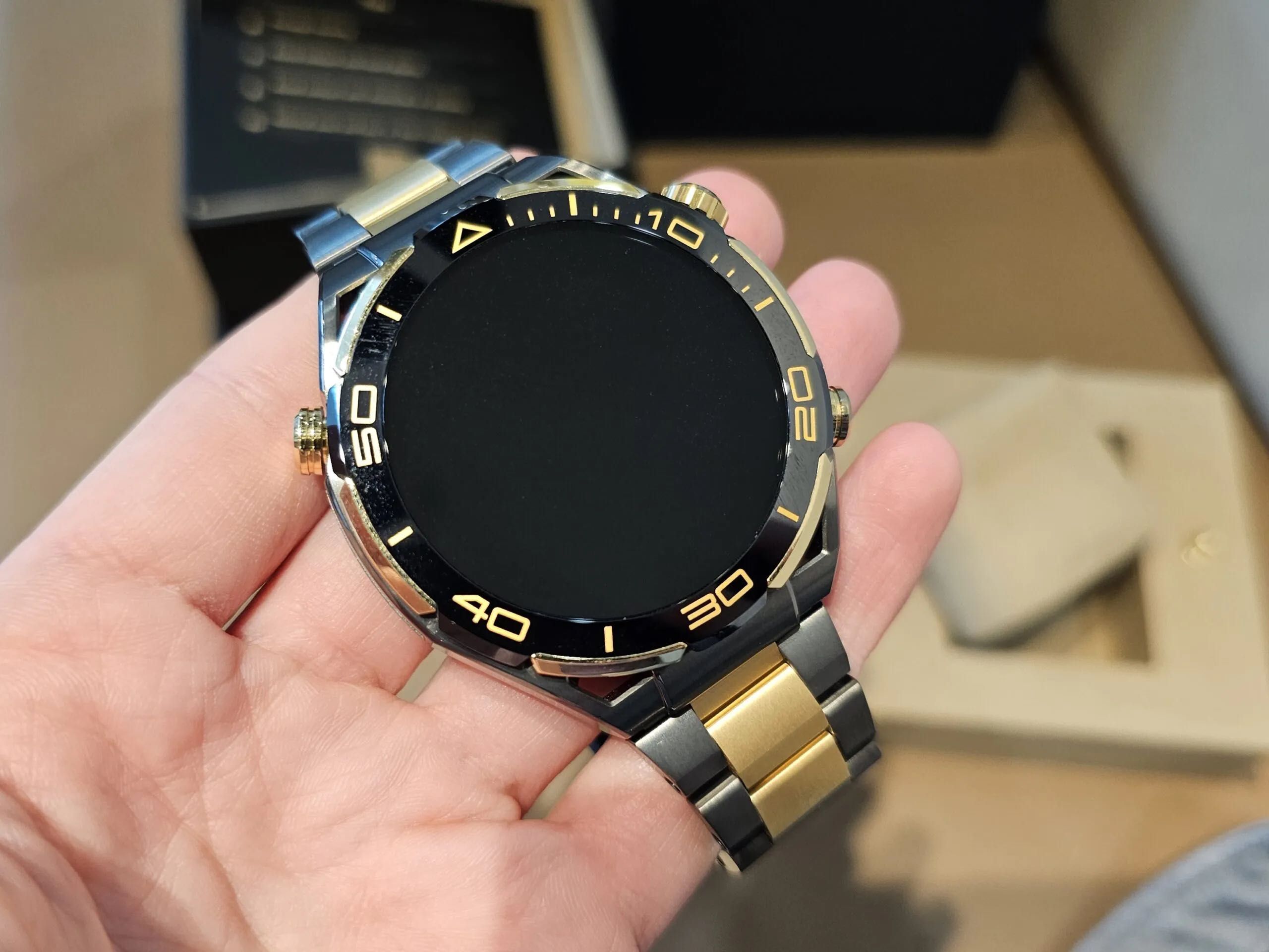Huawei Watch Ultimate Design 18 Gold