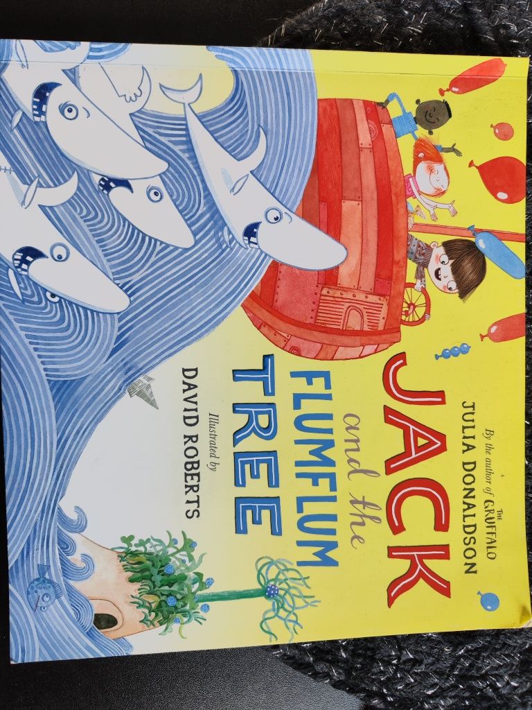 Детски книги на английски