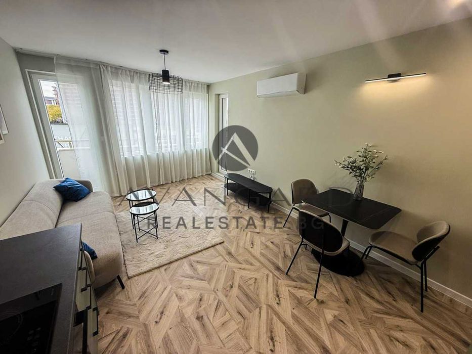 Продава се Двустаен апартамент в Пловдив, Тракия - 75 кв.м за 2132 €/кв.м - Снимка #7