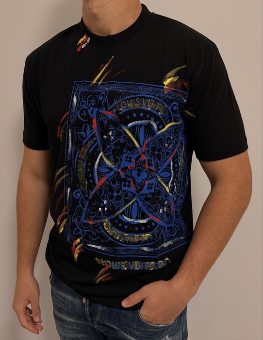 Louis Vuitton тениски — бяла и черна, размери S–XXL, нови