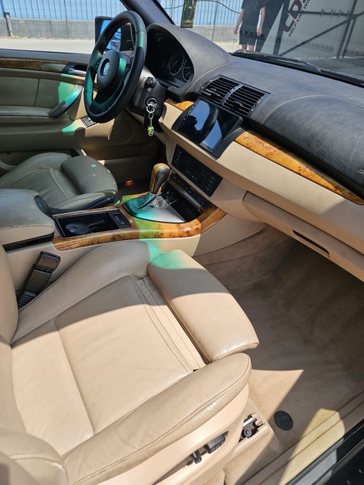 Vând- BMW X5 E53