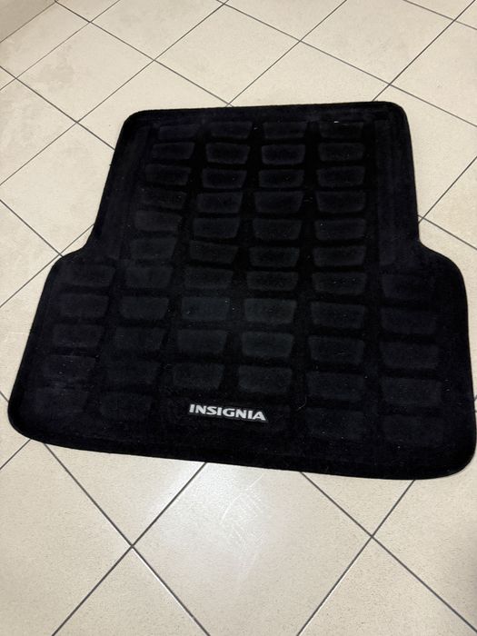 Tavita, tava, protecție  portbagaj Opel Insignia