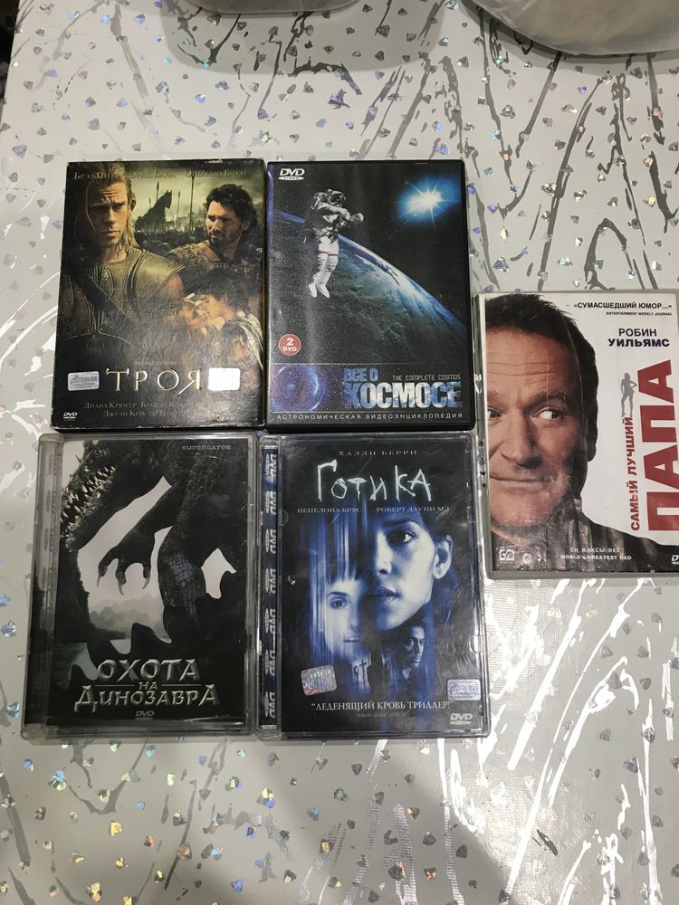 Продам диски с фильмами и играми для PC