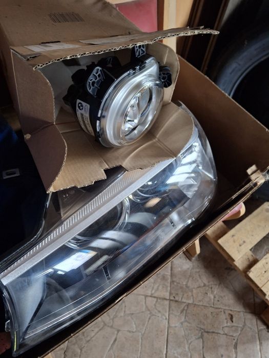 Far stânga,proiector bmw x3 NOI
