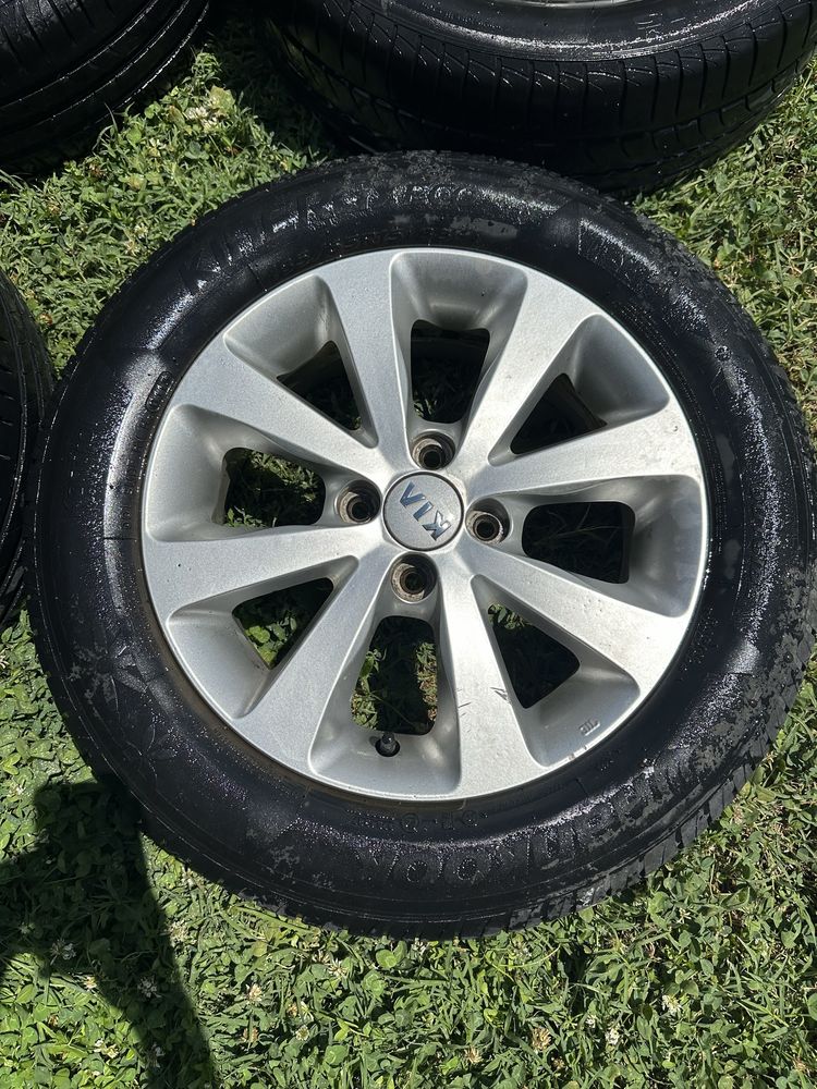 Джанти kia 15" с гуми стар дот
