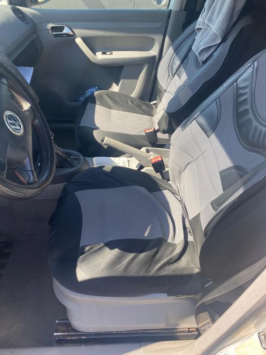 Vând vw caddy urgent