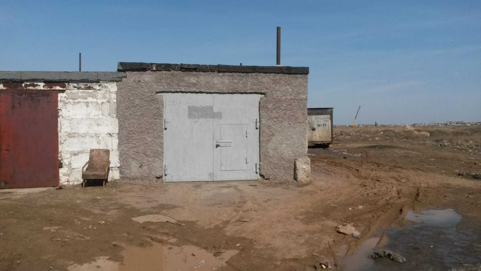 Продается гараж в районе Голубые Пруды, (1-й ряд).