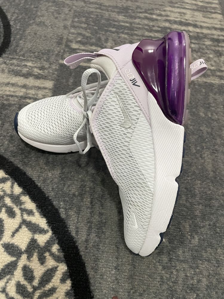 Детски маратонки- Nike air 270