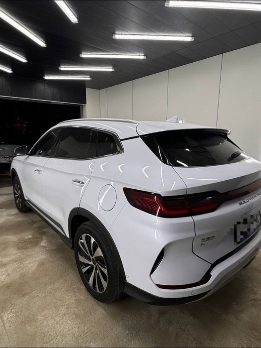 Продажа машина BYD song plus chempion 605