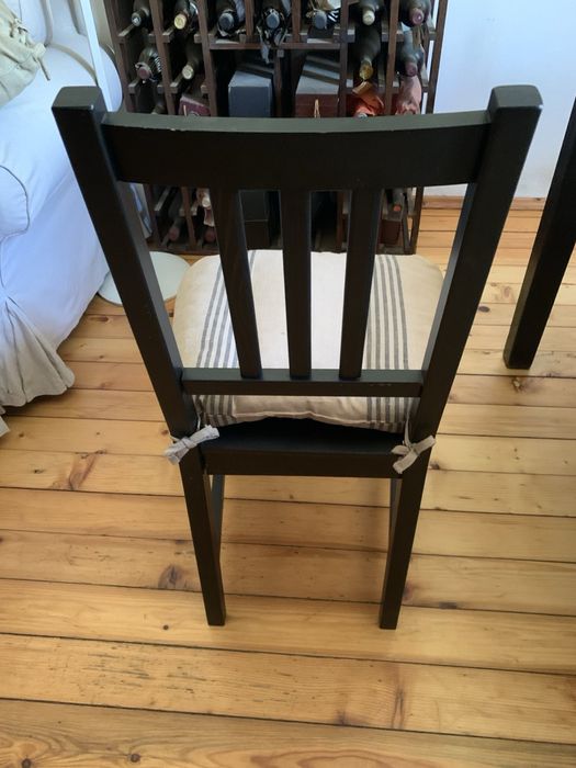 Столове от масивно дърво, почти нови – IKEA