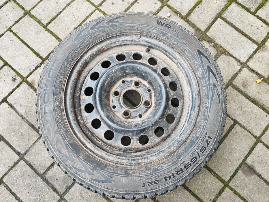 Anvelope iarna cu jante otel