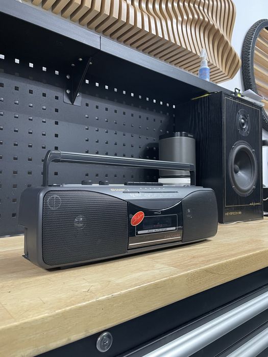 Boombox radio casetofon sharp qt 260 functional