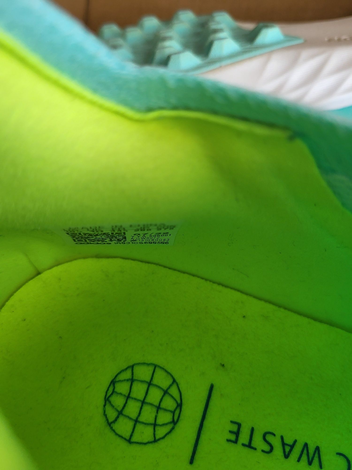 Професионални футболни обувки (стоножки) adidas x crazyfast.1 FG