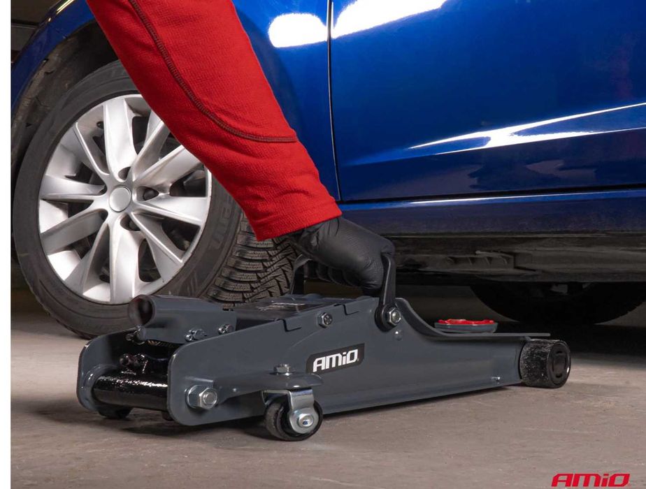 Нископрофилен хидравличен крик AMIO, 2,5T- 85-375мм