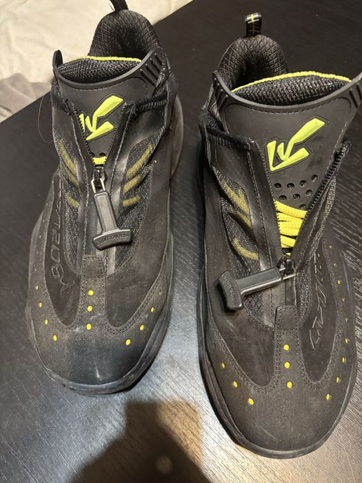 Adidasi Louis Vuitton , impecabili , marimea 45