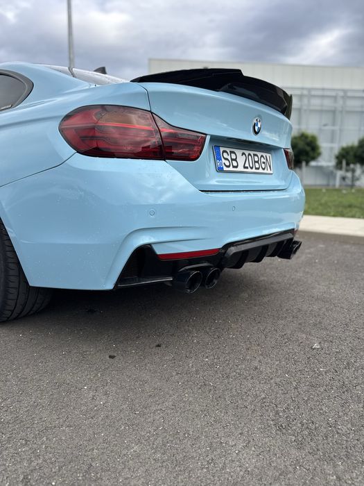BMW seria 4 grand coupe Xdrive culoare superba